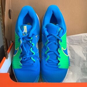 Nike challenge pro HC Blue and Green Pickleball shoes